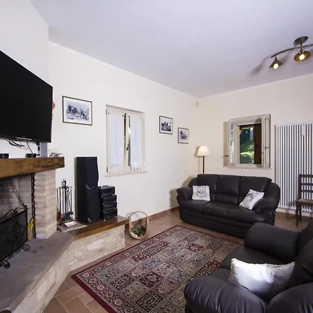 In Near Adriatic Sea Tatil Evi